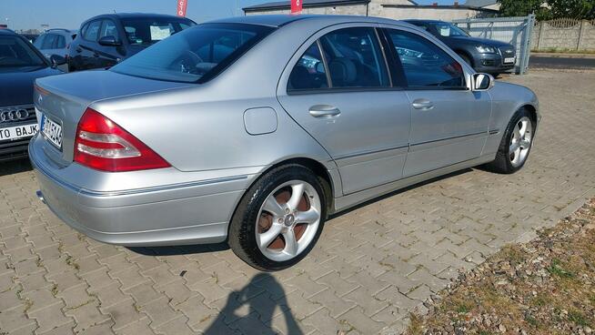 Mercedes C 180 1.8 143ps 180 Kompressor Avantgarde Alusy 17 NAVI Gniezno - zdjęcie 9