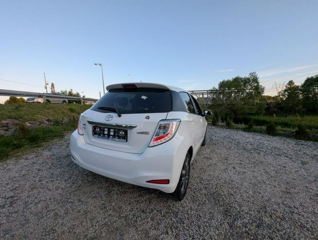 Toyota Yaris Kamienna Góra - zdjęcie 8
