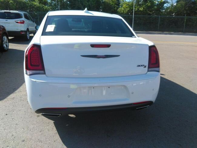 Chrysler 300C 3.6L automat 2021 Katowice - zdjęcie 4