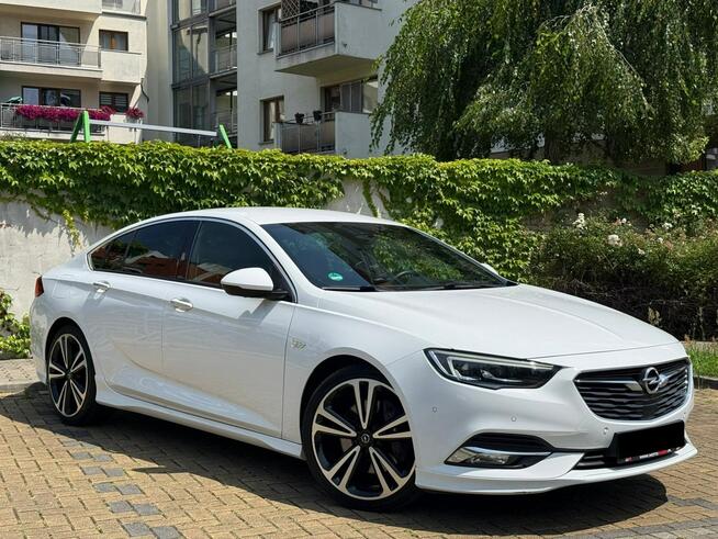 Opel Insignia Grand Sport BDB stan, 4x4, serwisowana, bezwypadkowa Tarnowskie Góry - zdjęcie 2