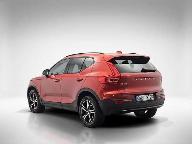 Volvo XC 40 B3 Plus Dark aut ! Z Polskiego Salonu ! Faktura VAT ! Warszawa - zdjęcie 3