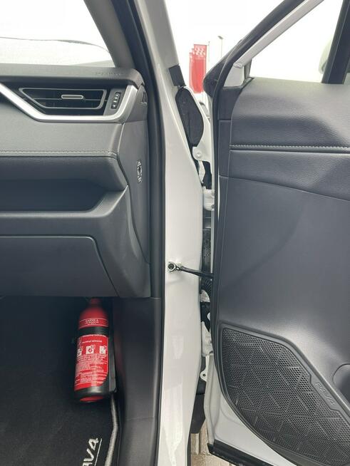 Toyota RAV-4 Automat Hybryda Podgrzewanie Kamery360 Skóra  218KM Gliwice - zdjęcie 6
