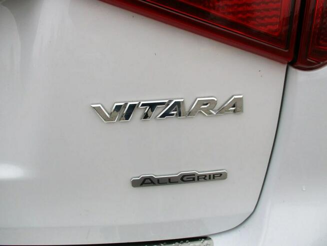 Suzuki Vitara 1.0 Boosterjet Premium 4WD Kozerki - zdjęcie 11