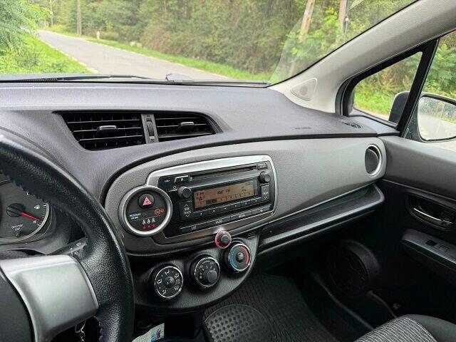 toyota yaris 1.4d/ 2013rok Zambrów - zdjęcie 5