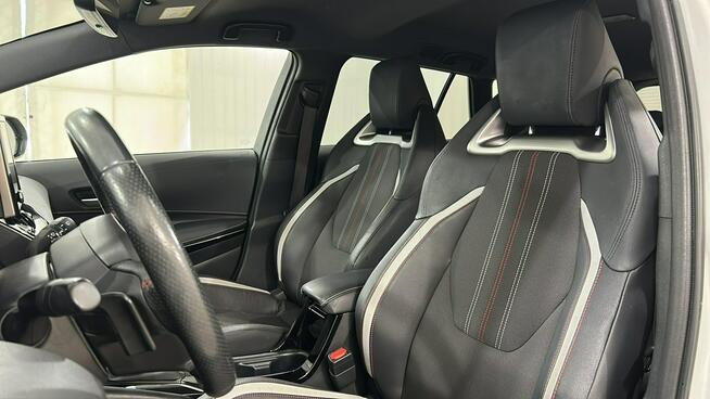 Toyota Corolla 2.0 Hybrid GR Sport Kombi Warszawa - zdjęcie 10