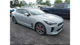 Kia Stinger / 3.3 V6 / GT1 /