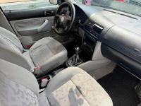 ** VW Golf IV 1.4 Benzyna ** 2002r ** Ładny Zadbany ** Dębica - zdjęcie 6
