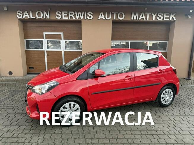 Toyota Yaris !! Rezerwacja !! Orzech - zdjęcie 1