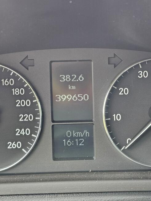 Mercedes C 200 Głogów - zdjęcie 11