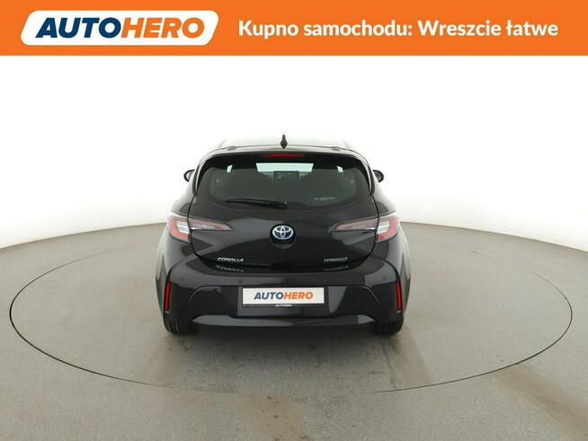 Toyota Corolla HEV full LED klima auto kamera cofania ACC Warszawa - zdjęcie 6
