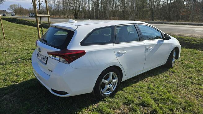 Toyota Auris Karczew - zdjęcie 6