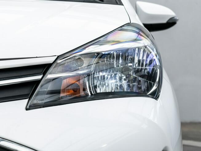 Toyota Yaris HB 1.0 Active 69KM Salon Polska Poznań - zdjęcie 9