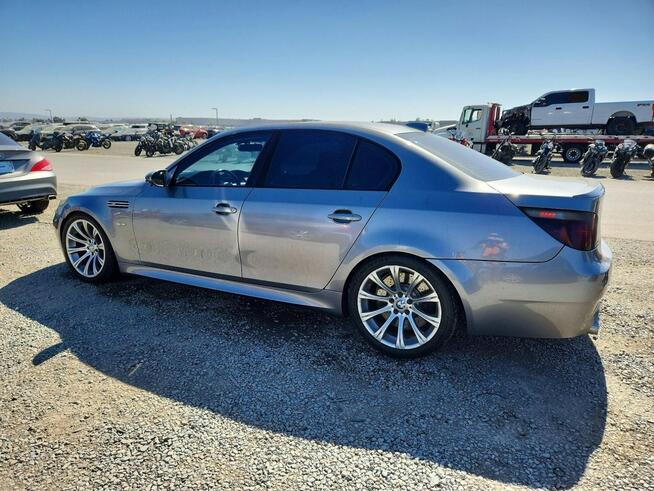 BMW M5 E60 / Automat / niski przebieg Warszawa - zdjęcie 5