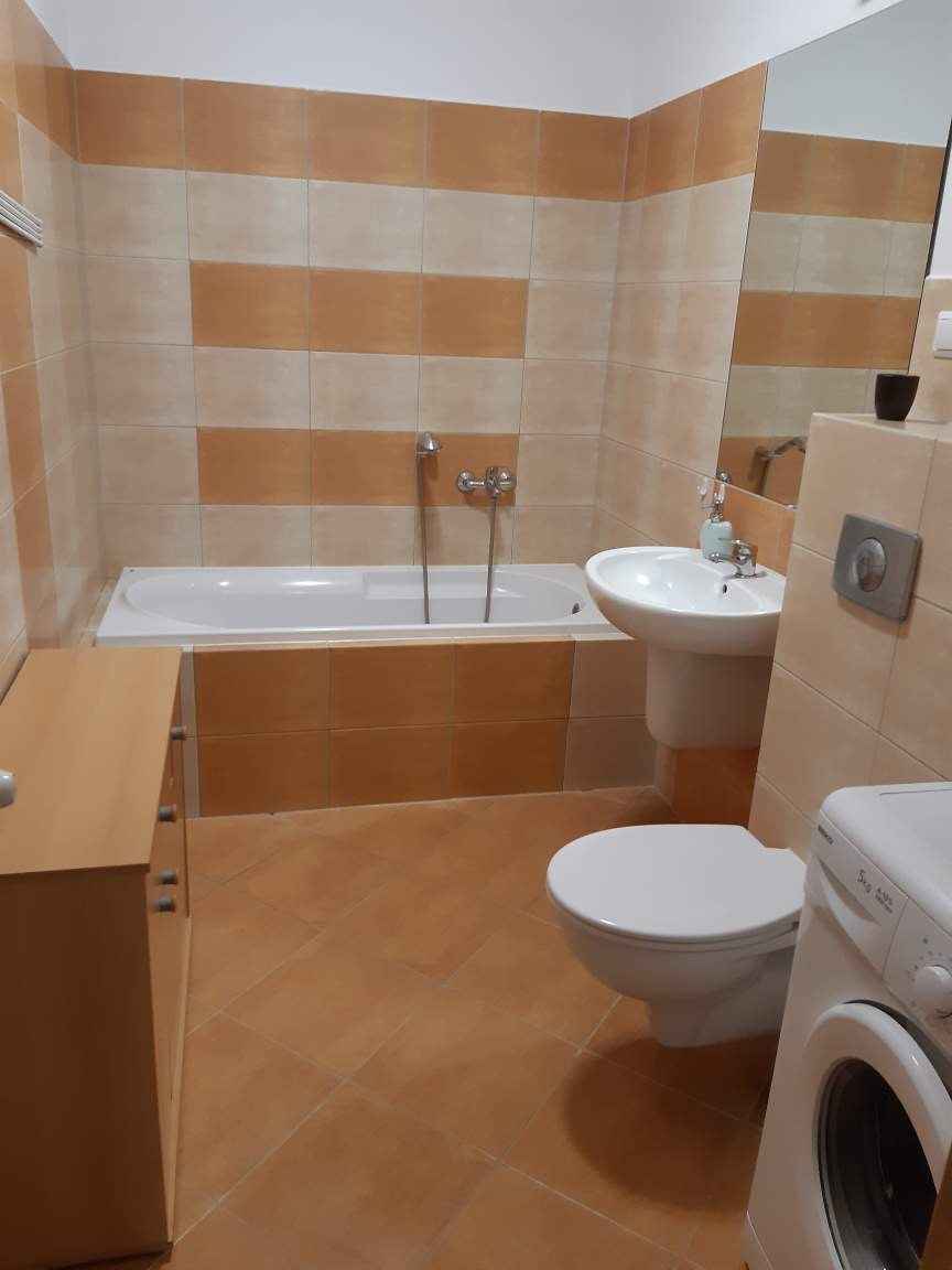 Blisko parku Krzyki - zdjęcie 4