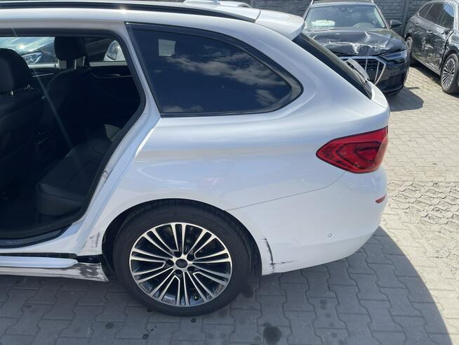 BMW 520 Sport Line XDrive Skóra Kamera HAK Podgrzewanie 190KM Gliwice - zdjęcie 8