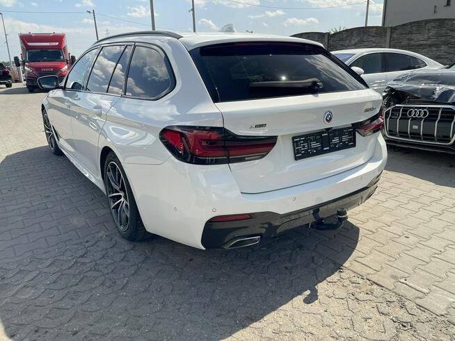 BMW 520 Mpakiet XDrive mHEV Skóra Kamera Pamięć Panorama HAK 190KM Gliwice - zdjęcie 2