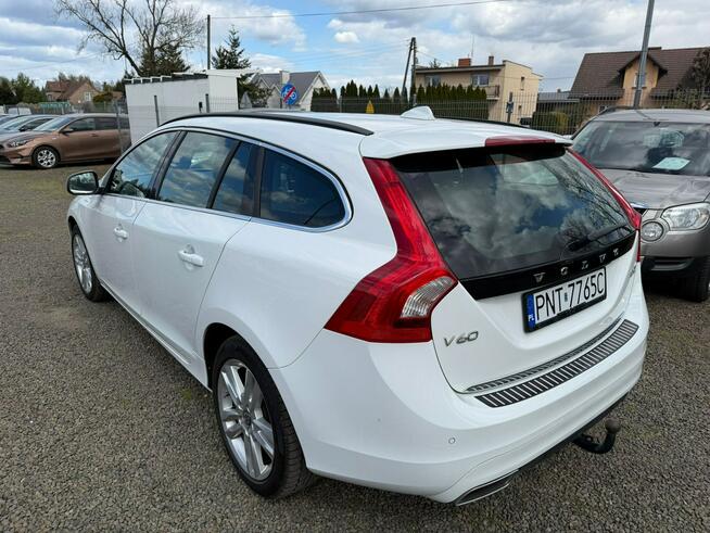 Volvo V60 automat, navi, kamera, AWD, gwarancja! Zbąszyń - zdjęcie 4