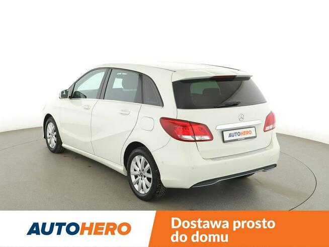 Mercedes B 180 navi klima grzane fotele czujniki parkowania Warszawa - zdjęcie 4