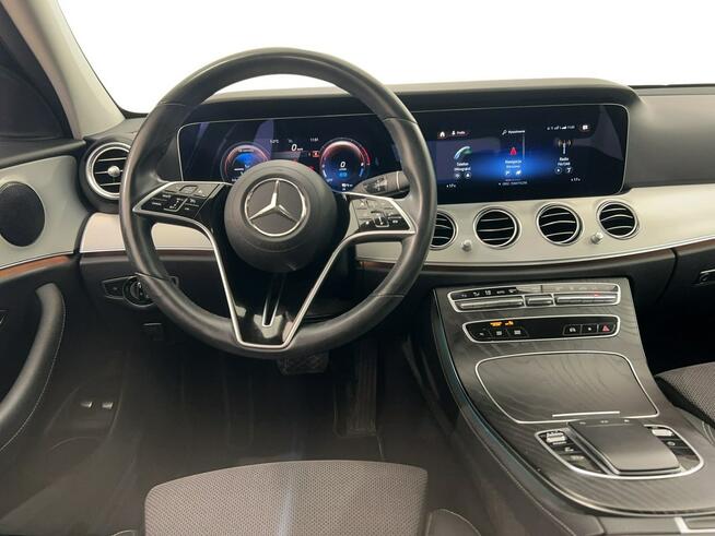 Mercedes E Klasa E 300 e Avantgarde Sedan Warszawa - zdjęcie 9