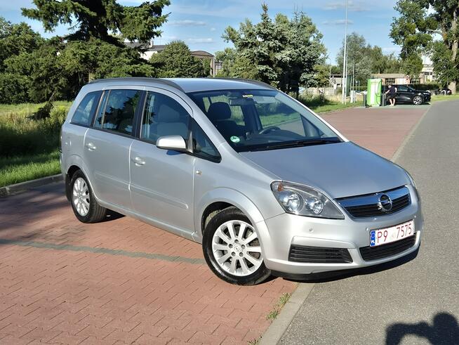 Opel Zafira Oryginał Stan I Właściciel Serwis do końca Zielona Łąka - zdjęcie 2