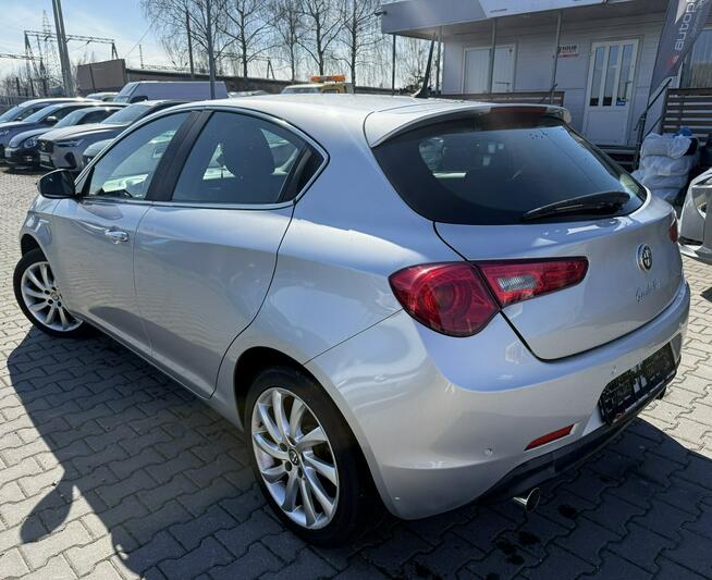 Alfa Romeo Giulietta 2.0 175 KM Automat navi Nowy rozrząd Gwarancja Żory - zdjęcie 4