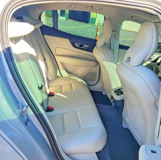 Volvo S60 Najwyższa wersja wyposażenia ULTIMATE / AWD / B5 Warszawa - zdjęcie 10