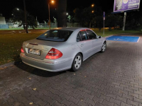 Sprzedam Mercedes-Benz E klasa 2002r Wrocław - zdjęcie 2