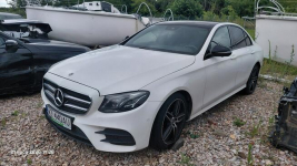 Mercedes E 220 Komorniki - zdjęcie 2