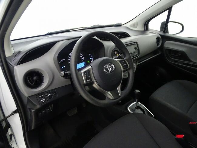 Toyota Yaris Hybrid 100 Active Salon PL! 1 wł! ASO! FV23%! Warszawa - zdjęcie 11