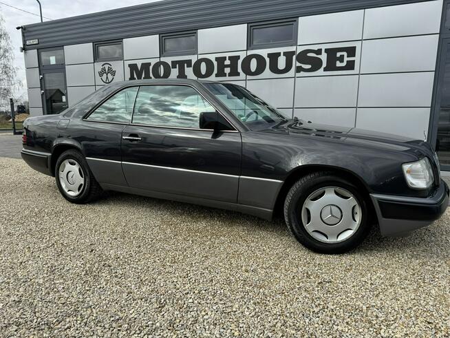 Mercedes E 200 CE klima automat Chełm Śląski - zdjęcie 3