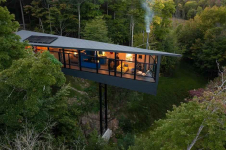 Budowa domy WK1 w lesie vintage