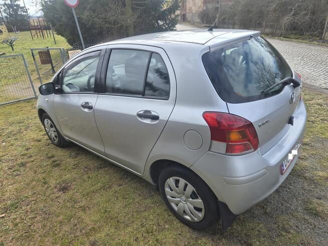 Toyota Yaris II Model 2010rok!5Dzwiowy!Salon Polska!Klima!! Legnica - zdjęcie 2