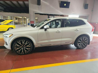 Volvo XC 60 AWD / najbogatasza wersja Inscription / Wrocław - zdjęcie 3