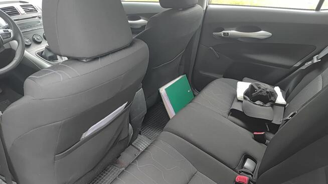 TOYOTA AURIS 1,4 2013/14 SALON 72000 KM Leżajsk - zdjęcie 1