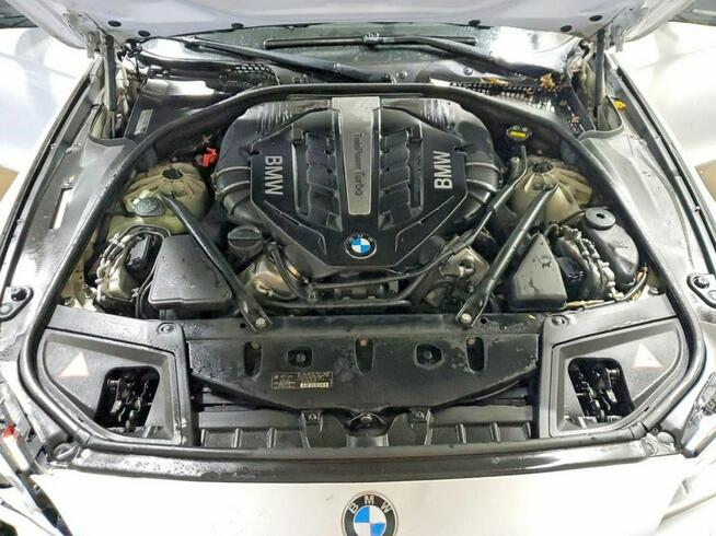BMW 550 / M-Pakiet / xDrive / 4.4 450KM / Tarnów - zdjęcie 11