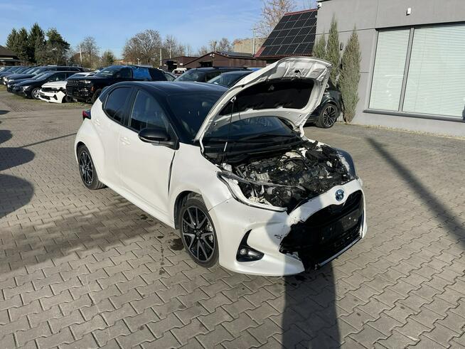 Toyota Yaris Hybryda Automat Klimatronik Kamera Podgrzewanie 116KM Gliwice - zdjęcie 2