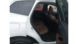 Volvo XC 60 / 4x4 / virtual cockpit / niski przebieg / Tarnów - zdjęcie 11