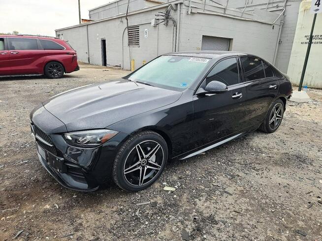 Mercedes C 300 4Matic / pakiet AMG / niski przebieg Białystok - zdjęcie 1