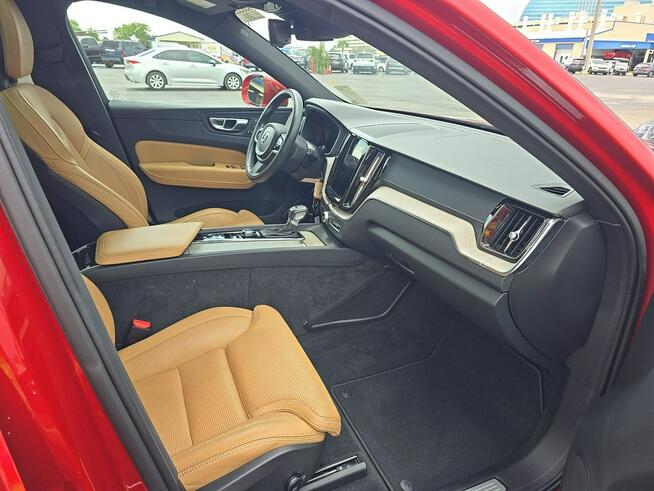 Volvo XC 60 INSCRIPTION / 4x4 / niski przebieg Warszawa - zdjęcie 10