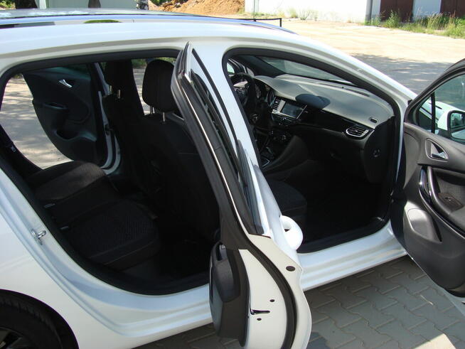 OPEL ASTRA K 1.6 CDTI DYNAMIC S&amp;S Kombi 2018 r. SalonPL FV23 Zawiercie - zdjęcie 12