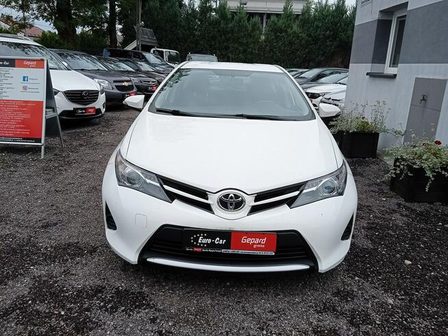 Toyota Auris Janów Lubelski - zdjęcie 3