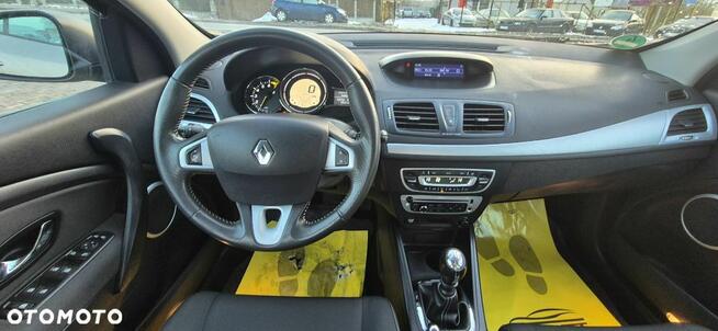 Renault Megane 1.6 16V 110 Dynamique Poręba - zdjęcie 9