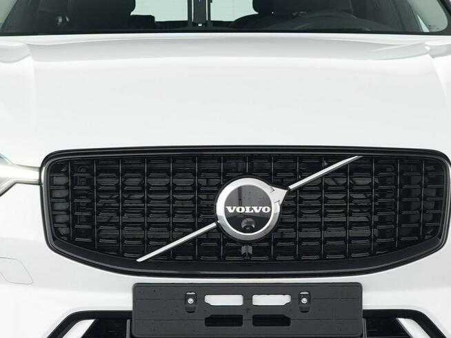 Volvo XC 60 B5(B) AWD Plus Dark Tychy - zdjęcie 4