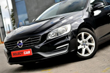 Volvo V60 LiFT 2,0D 5-Cilindrów Automat  Ledy Skóra Navi Full Opcja Płock - zdjęcie 12