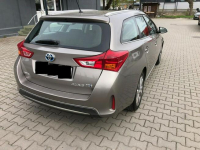 Toyota Auris 1.8 Hybryda, Klimatronic, Stan bdb Ostrowiec Świętokrzyski - zdjęcie 3
