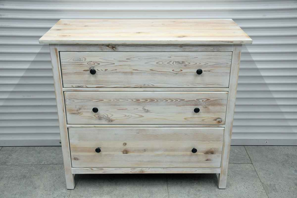 komoda z szufladami z drewna sosnowego - jak nowa Olsztyn - zdjęcie 1