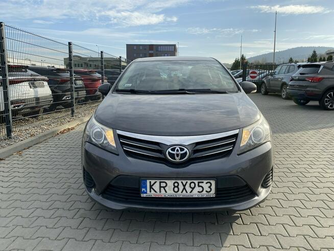 Toyota Avensis Active 1.8 147KM M6 2013/14 r., salon PL Myślenice - zdjęcie 2