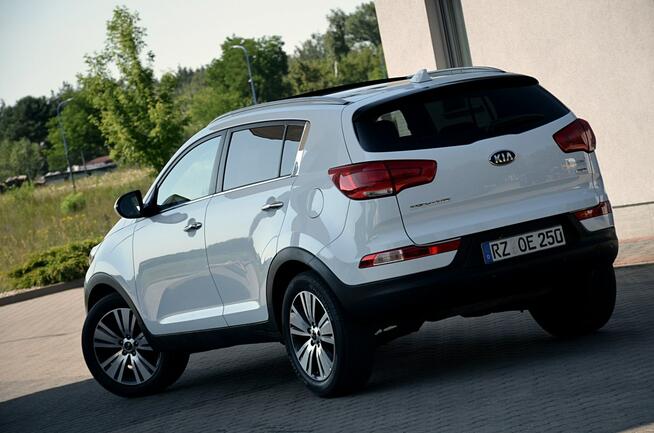 Kia Sportage 2,0CRDI*136KM*LED*Xenon*Panorama*Kamera*Niemcy Ostrów Mazowiecka - zdjęcie 9