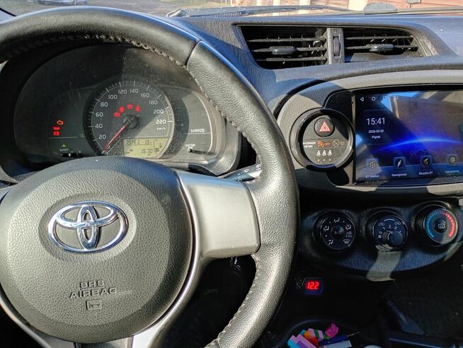 Toyota Yaris Żoliborz - zdjęcie 3