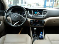 sprzedam ładnego HYUNDAIA TUCSONA 4X4 AWD 1.6B 177KM Lublin - zdjęcie 11